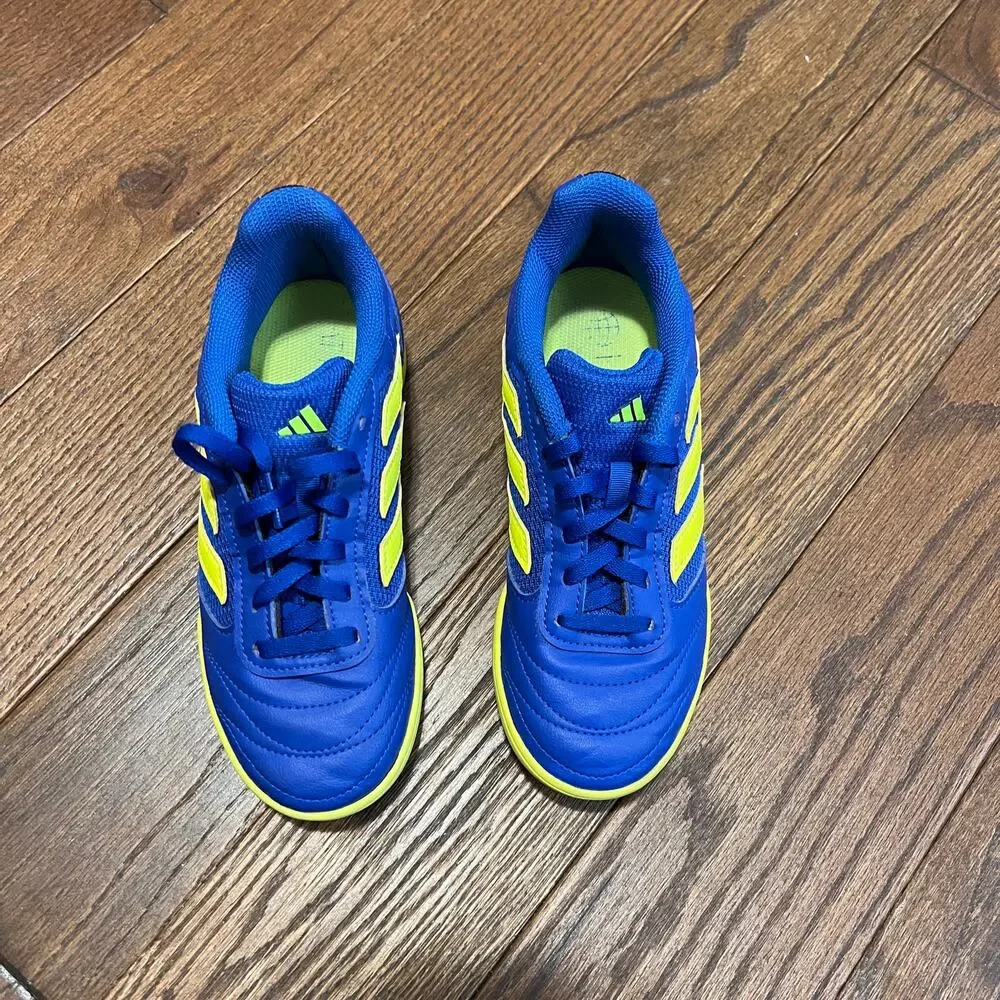 Adidas Salas Indoor soccer shoes Sz 3Y - Picture 2 of 7
